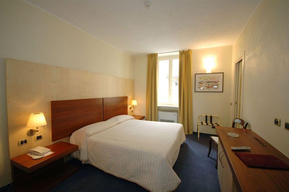 Hotel Palio Asti Esterno foto